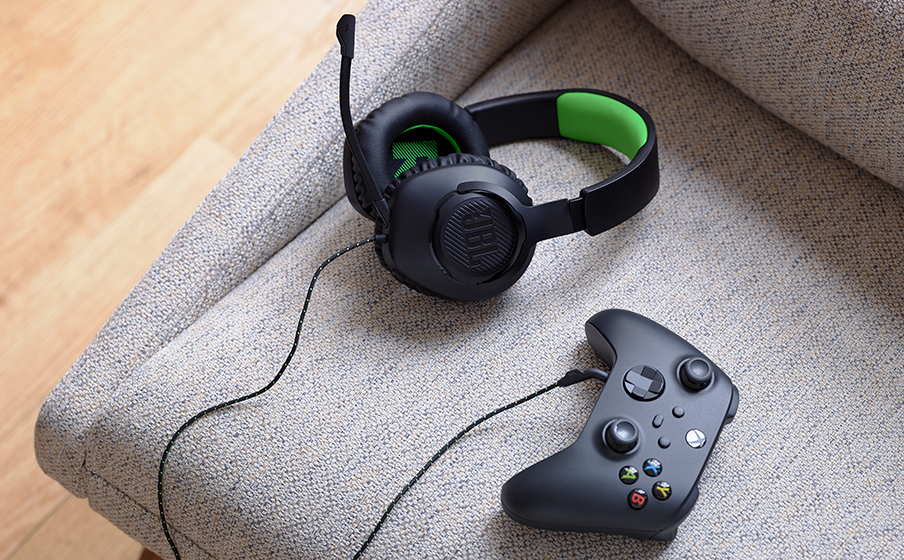 JBL Quantum 100X Console L&auml;ngerer Spielgenuss mit Memory-Foam-Komfort - Image