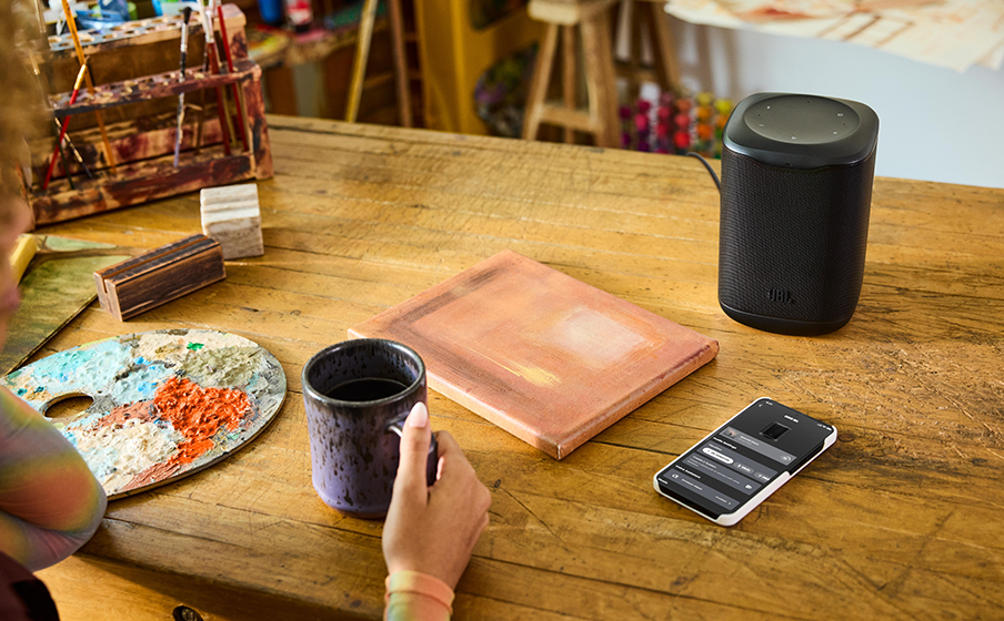 JBL Cove M1 Streame nahtlos von jedem Service - Image